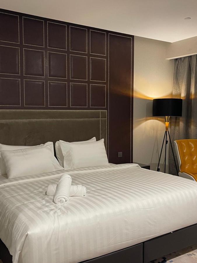 Klcc Platinum 2 *